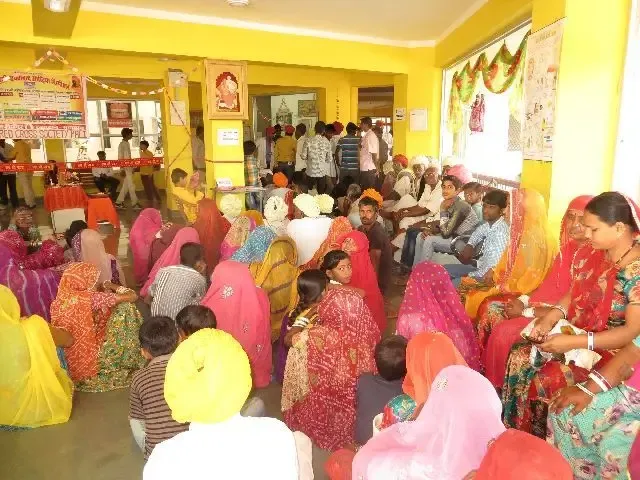 free-medical-camp-in-sri-swami-madhavananda-austria-hospital-on-the-rajasthan-day bodyImage